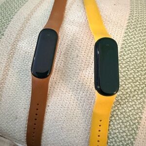 Fitness Tracker Smartwatch with Brown and Yellow Silicone Bands